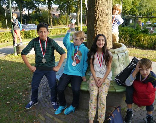 Mierlo 2015 Platz2 Gruppe Dc.jpg