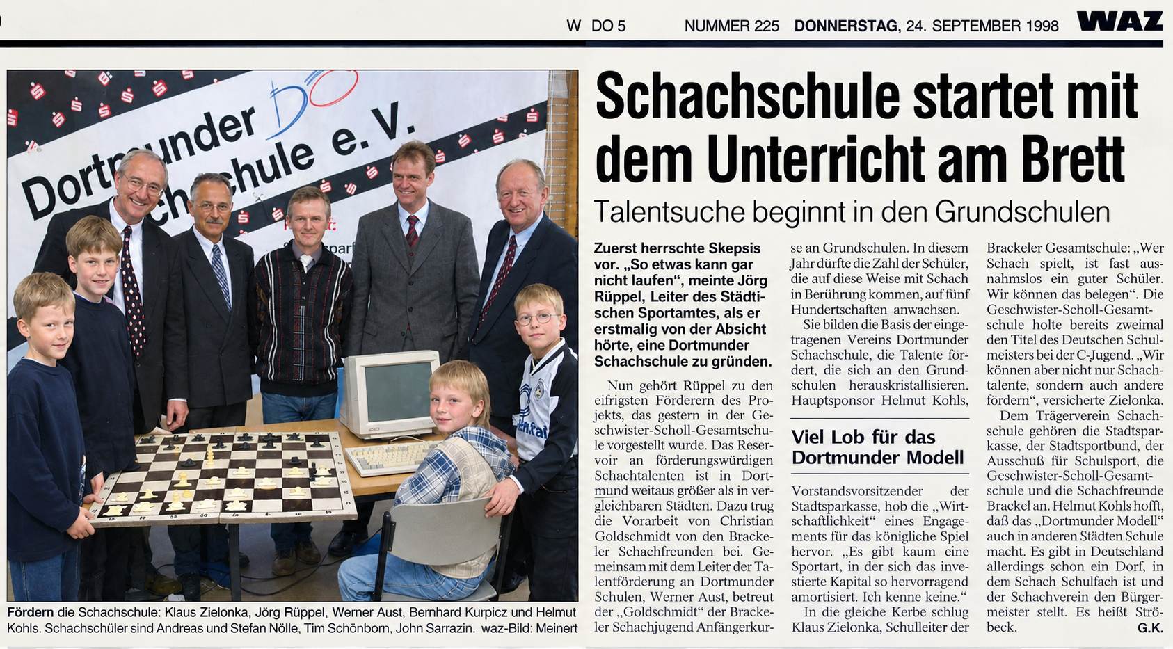 1998 Gründung der Schachschule farbe KI.png